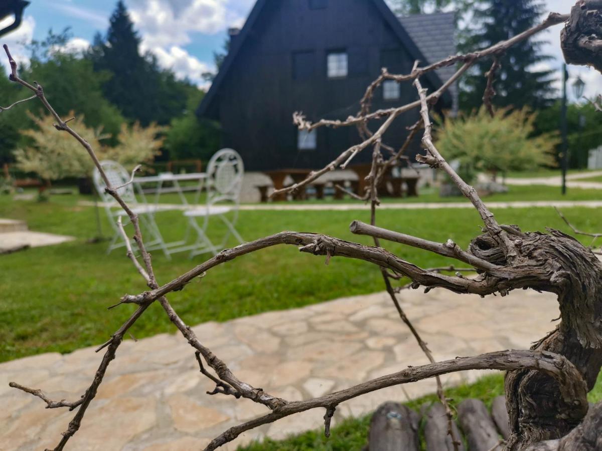 Отель Plitvice Luxury Etno Garden Плитвицкие озёра Экстерьер фото