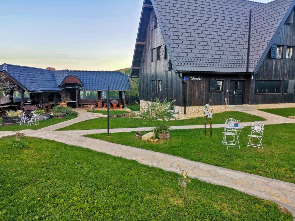 Отель Plitvice Luxury Etno Garden Плитвицкие озёра Экстерьер фото