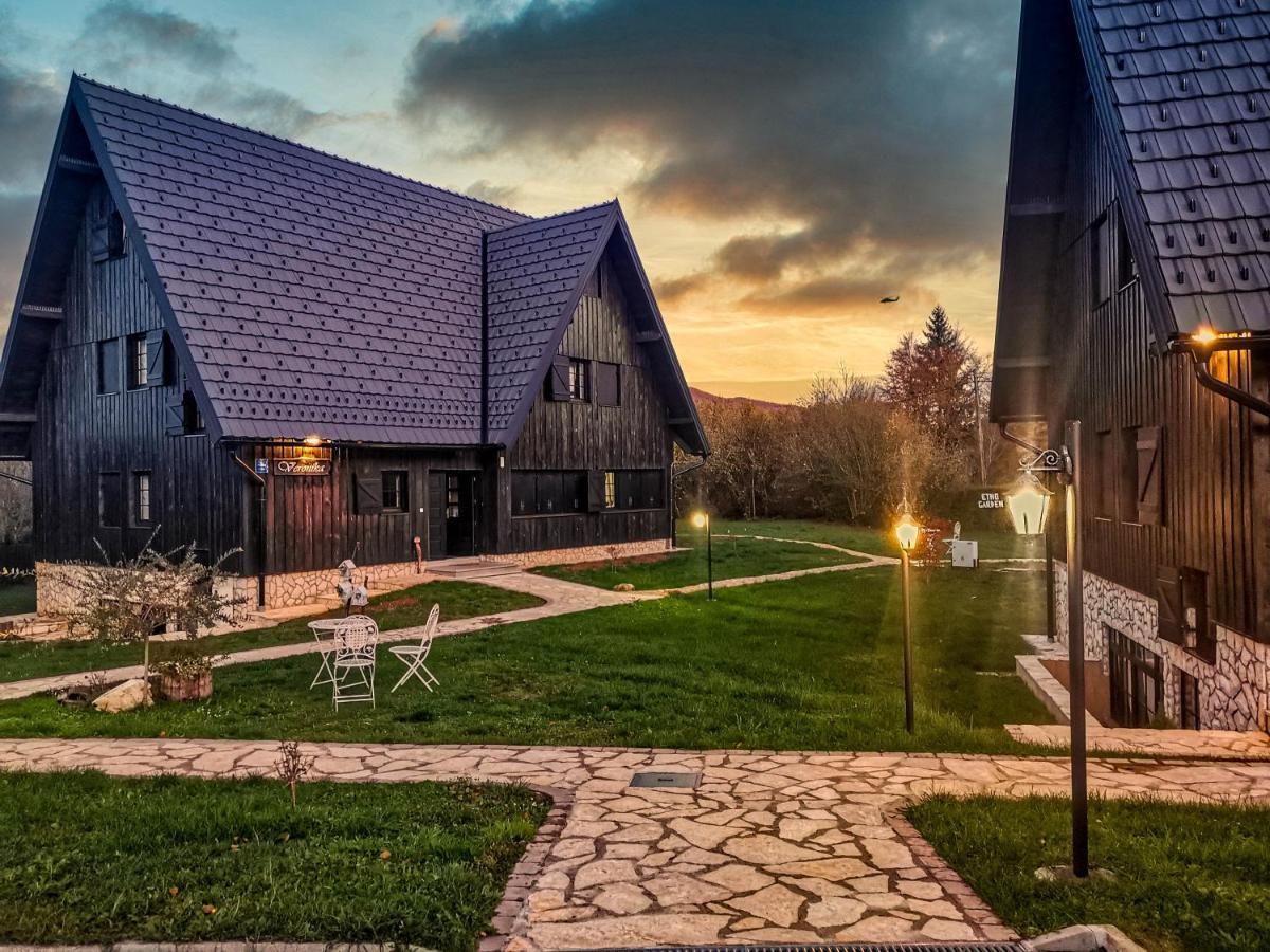 Отель Plitvice Luxury Etno Garden Плитвицкие озёра Экстерьер фото