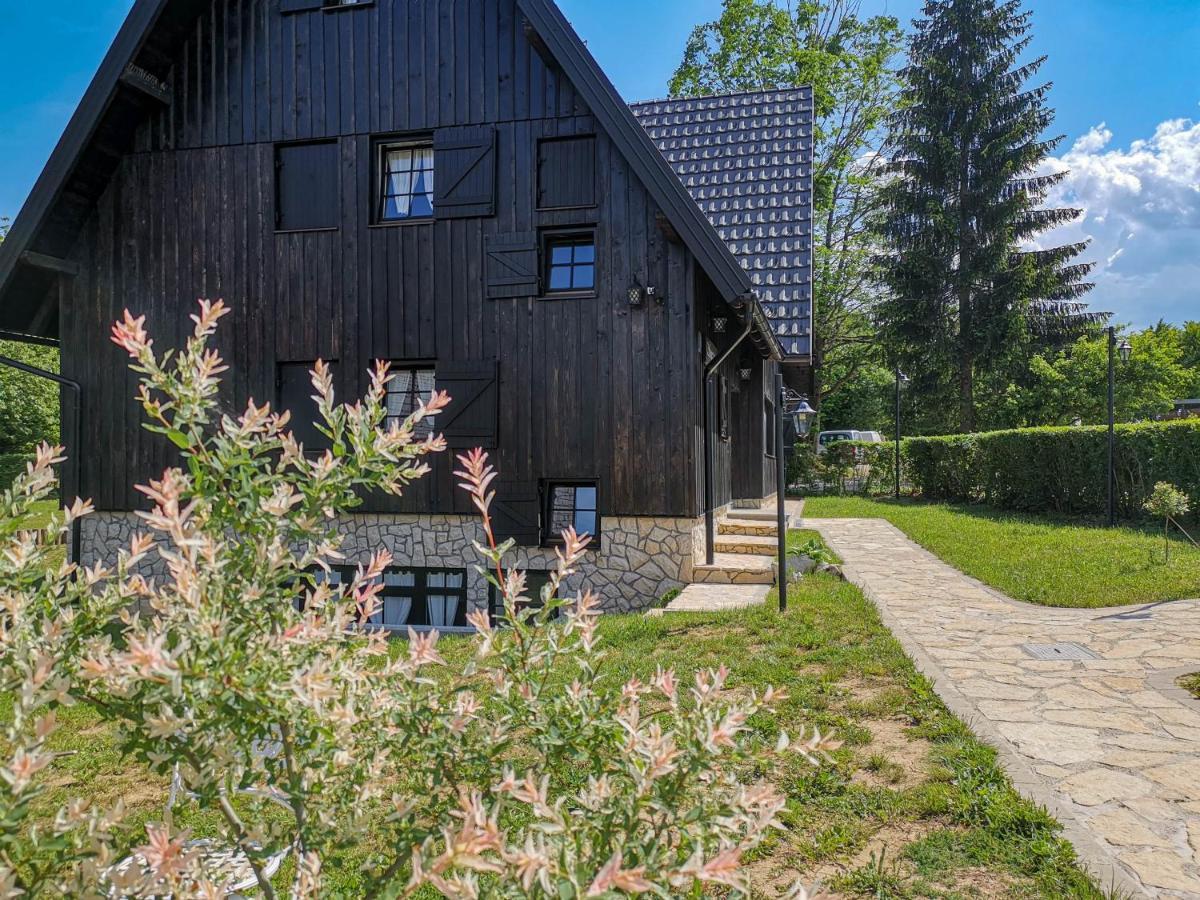 Отель Plitvice Luxury Etno Garden Плитвицкие озёра Экстерьер фото